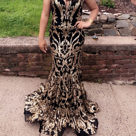 Prom Dress - Picture 3 of 3